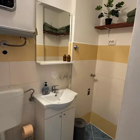 Ana Apartamento